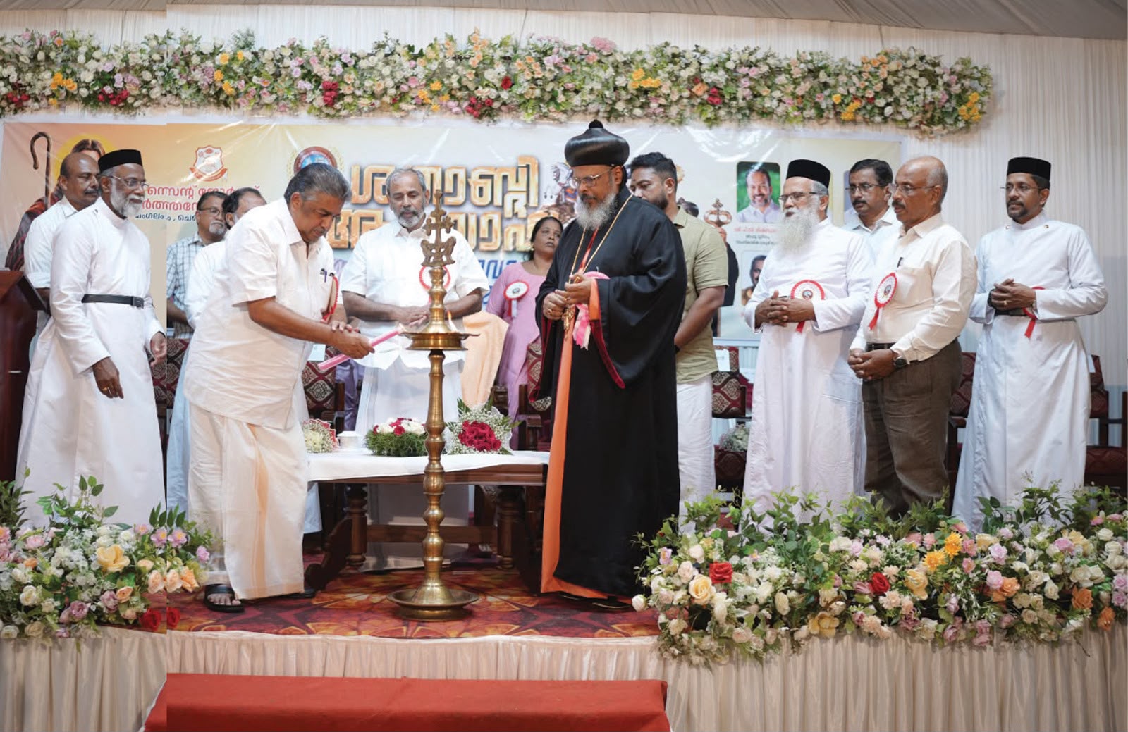  മംഗലം സെൻറ് ജോർജ് ഓർത്തഡോക്സ്‌ ദേവാലയത്തിന്റെ ശതാബ്‌ദി ആഘോഷങ്ങൾ സമാപിച്ചു